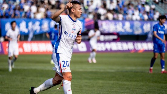 专业ag贵宾会拥有2000多名自主研发人员服务
