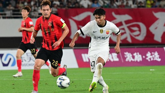 了解ag贵宾会拥有线上和线下多平台的娱乐场所