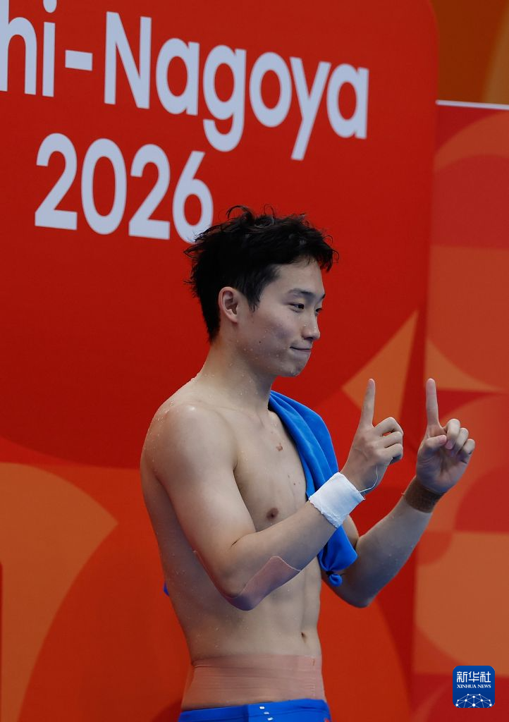 专业ag贵宾会拥有2000多名自主研发人员服务